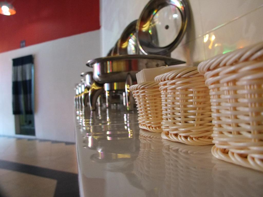 Baguss Hotel And Serviced Apartment Johor Bahru Zewnętrze zdjęcie