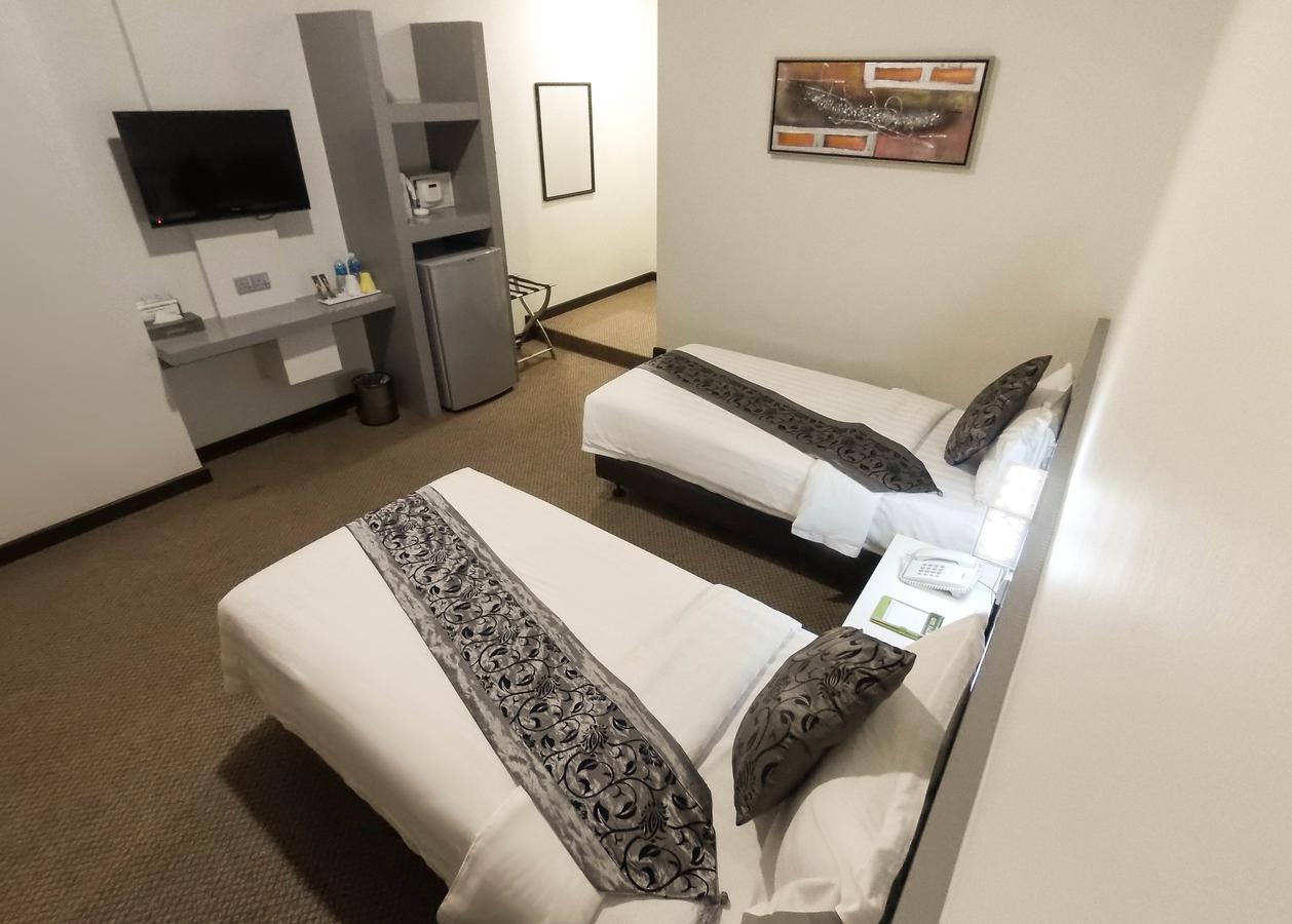 Baguss Hotel And Serviced Apartment Johor Bahru Zewnętrze zdjęcie