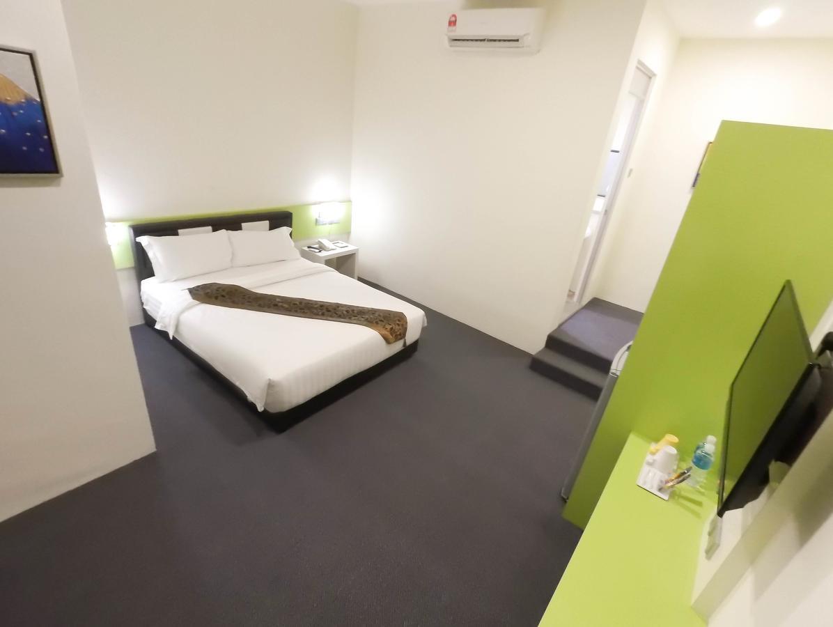 Baguss Hotel And Serviced Apartment Johor Bahru Zewnętrze zdjęcie